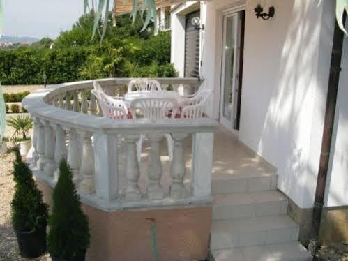 Apartment Lydia Bilan Vodice Kültér fotó