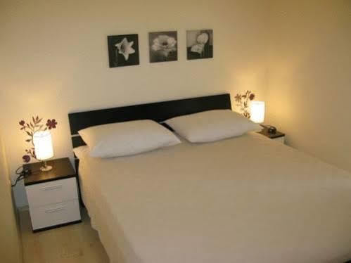 Apartment Lydia Bilan Vodice Kültér fotó